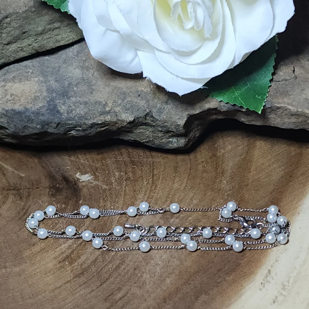 Vintage Faux Pearl Y Necklace Silver Toned Chain